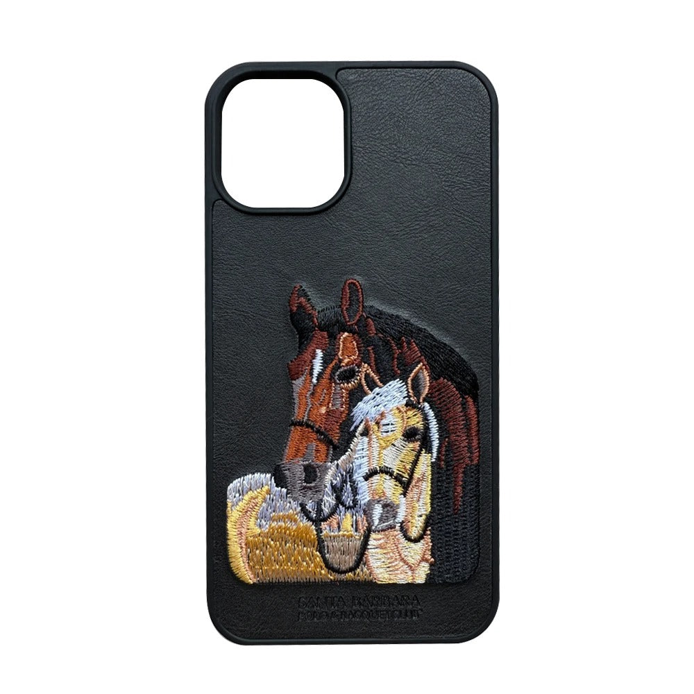 3D İşlemeli Desenli iPhone Kılıfı